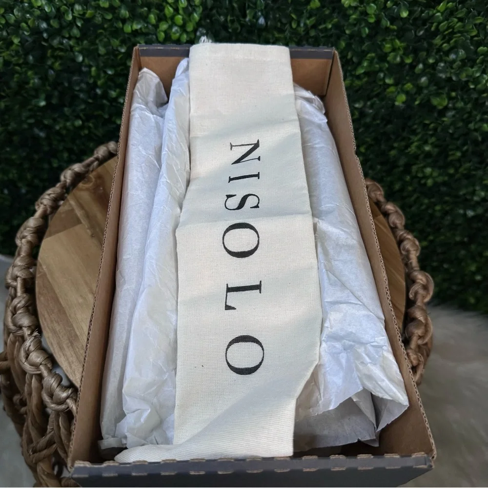 Nisolo‎ Sedona Travel Derby Shoe Tan Suede